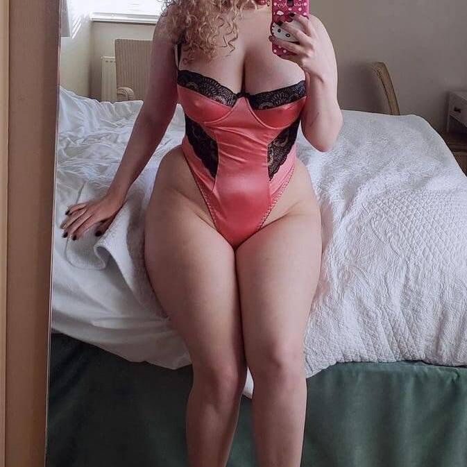 
                        Amber
                     is Female Escorts. | Edmonton | Alberta | Canada | canadapleasure.com 