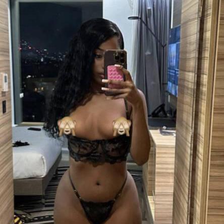 
                        Liyah
                     is Female Escorts. | Calgary | Alberta | Canada | canadapleasure.com 