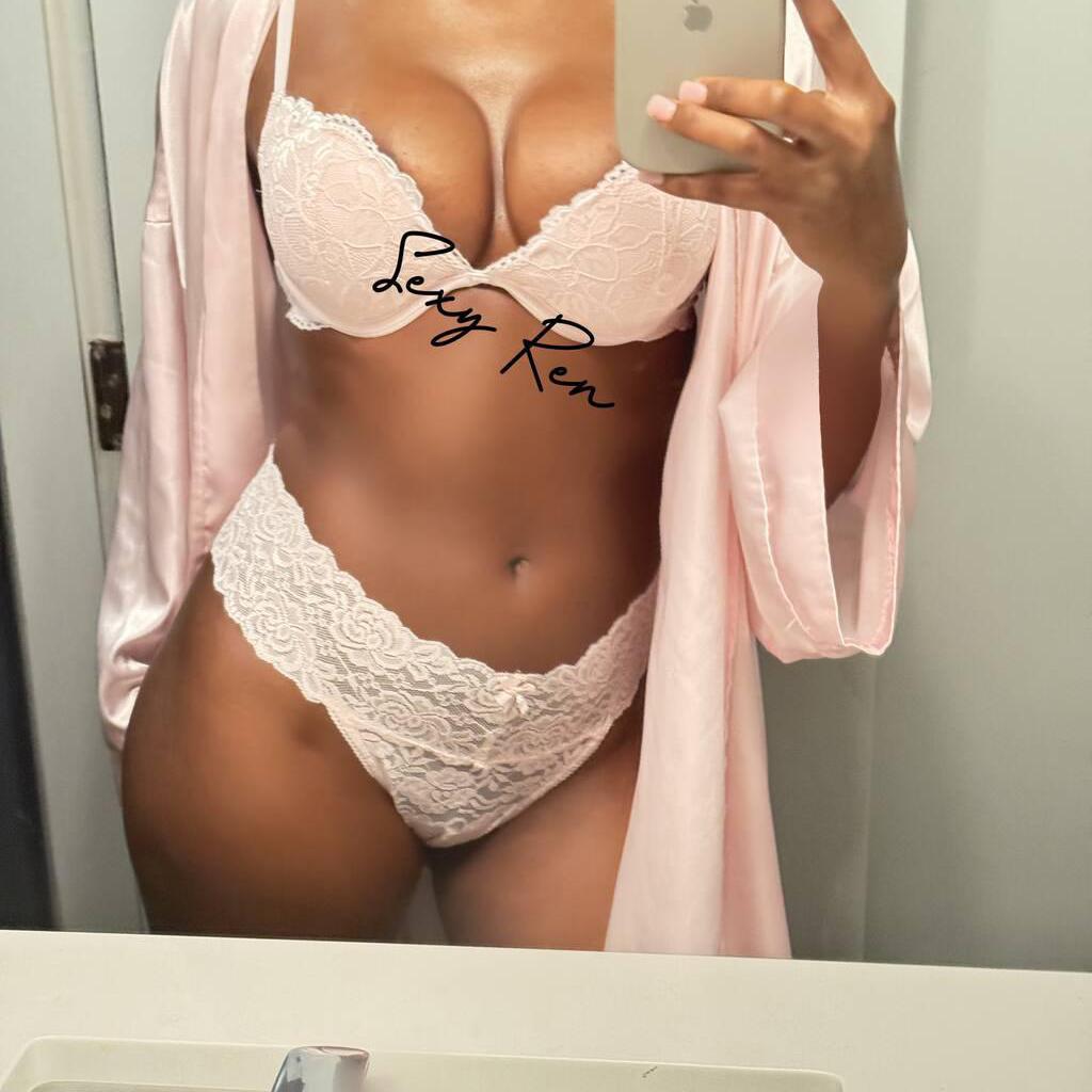 
                        Sexy Ren
                     is Female Escorts. | Ft Mcmurray | Alberta | Canada | canadapleasure.com 