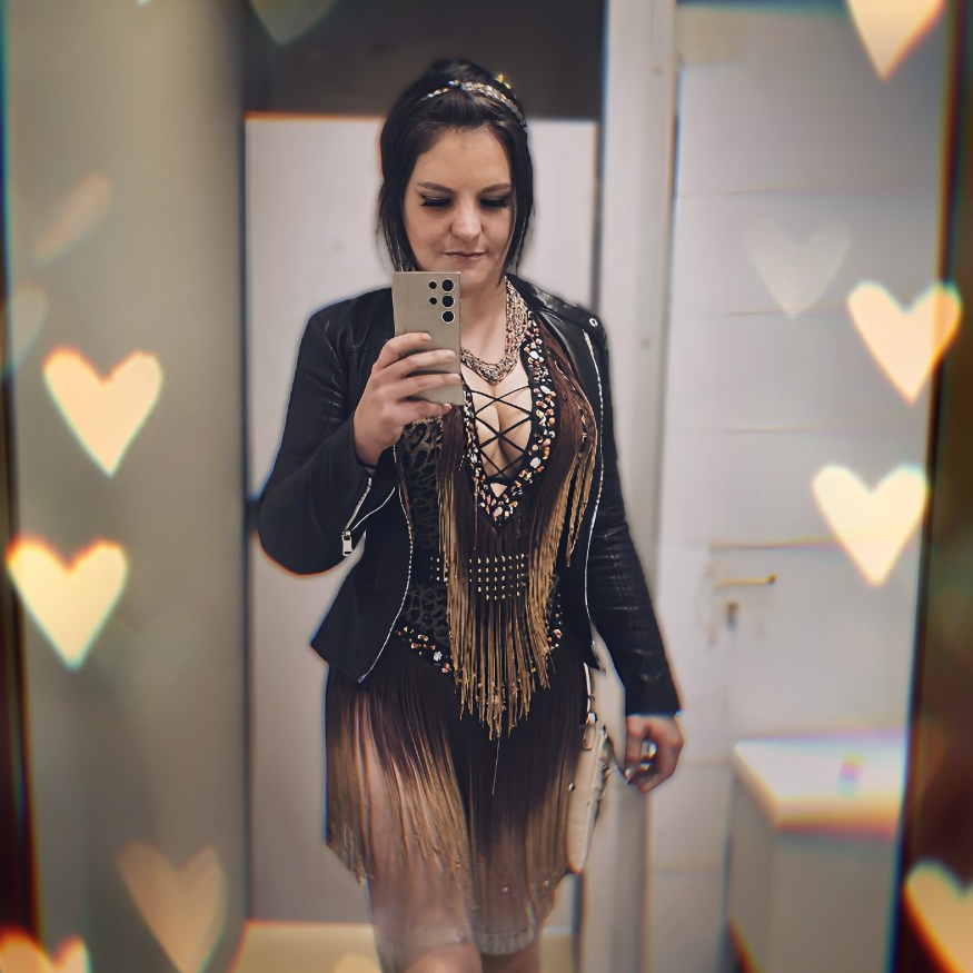 Roxii chanel is Female Escorts. | Saskatoon | Saskatchewan | Canada | canadapleasure.com 