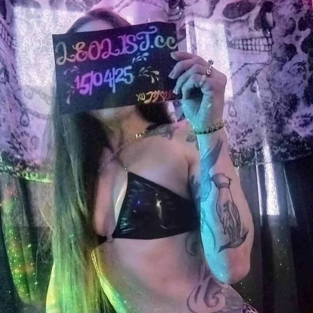 
                        MOLLY
                     is Female Escorts. | Kitchener | Ontario | Canada | canadapleasure.com 