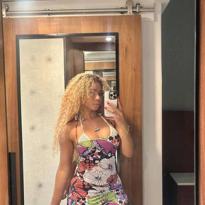 
                        Jennifer
                     is Female Escorts. | Ottawa | Ontario | Canada | canadapleasure.com 