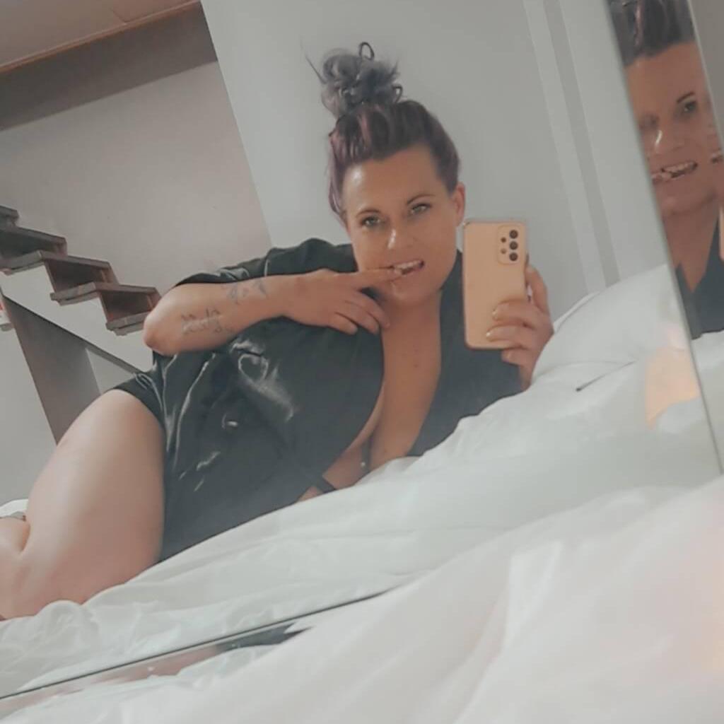 
                        Missy
                     is Female Escorts. | Sudbury | Ontario | Canada | canadapleasure.com 