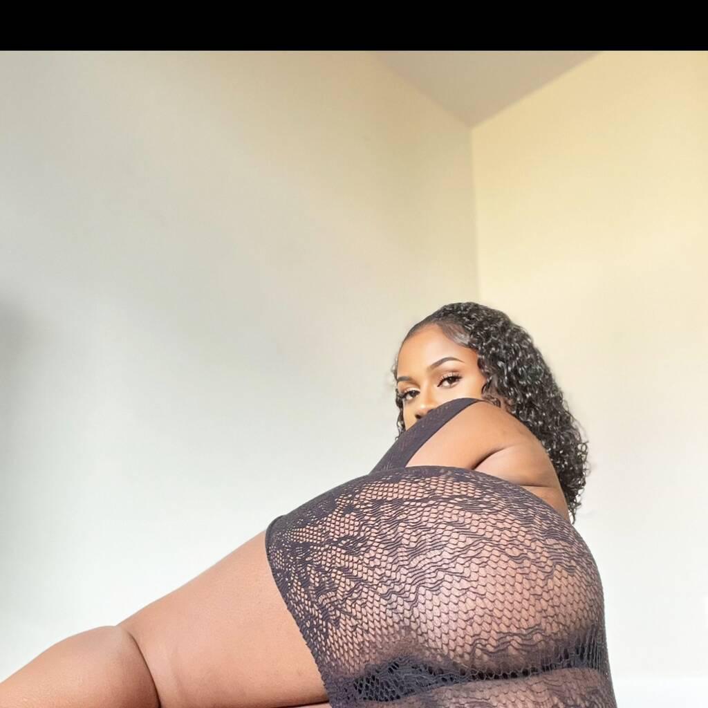 
                        Larissa
                     is Female Escorts. | Toronto | Ontario | Canada | canadapleasure.com 