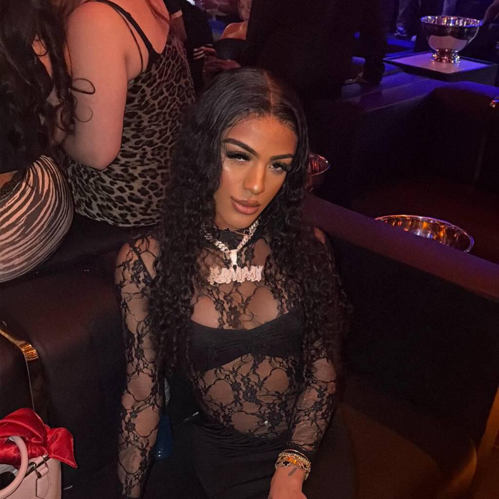 
                        Ts Céline - 514.216.5183
                     is Female Escorts. | Montreal | Quebec | Canada | canadapleasure.com 