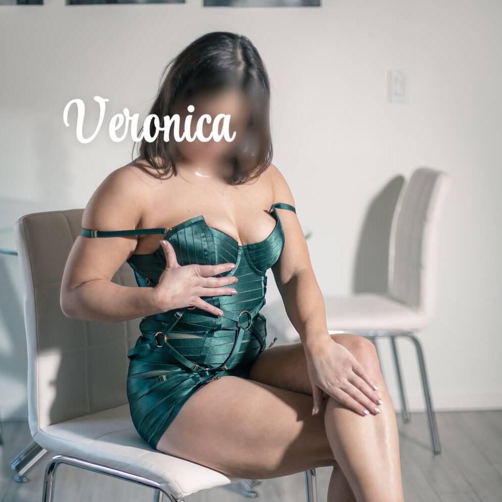
                        Opening Sunday  430
                     is Female Escorts. | Winnipeg | Manitoba | Canada | canadapleasure.com 