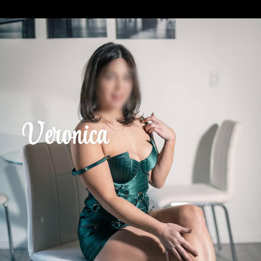 
                        Opening Sunday  430
                     is Female Escorts. | Winnipeg | Manitoba | Canada | canadapleasure.com 