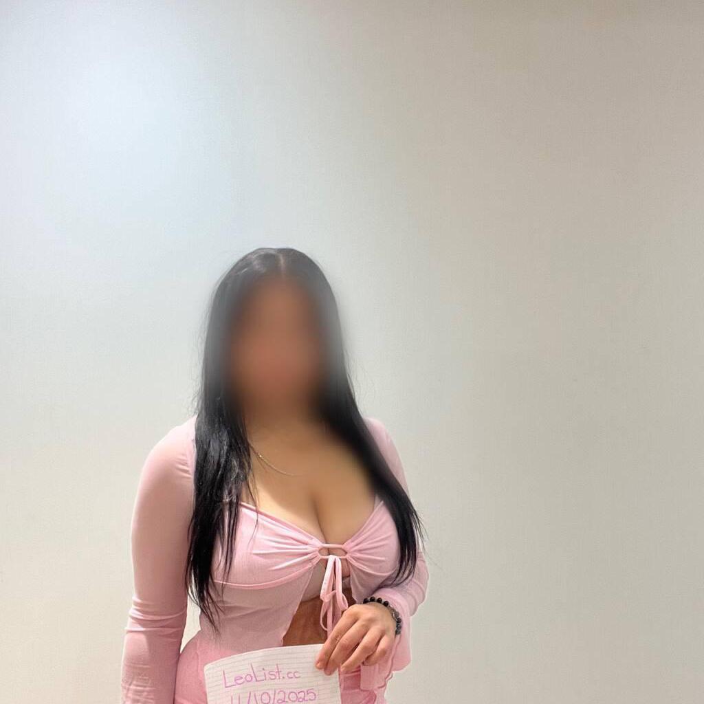 
                        Khloe
                     is Female Escorts. | St. John | New Brunswick | Canada | canadapleasure.com 