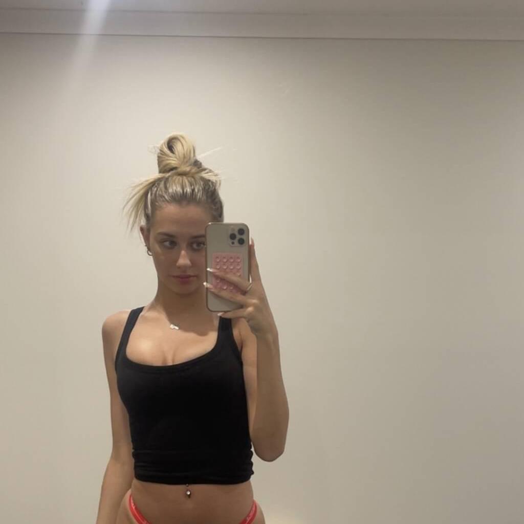 
                        Allie
                     is Female Escorts. | Fredericton | New Brunswick | Canada | canadapleasure.com 