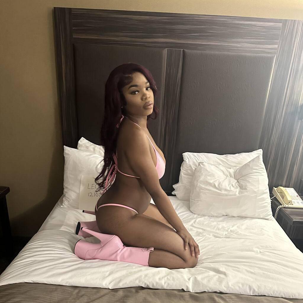 
                        Ariel
                     is Female Escorts. | Hamilton | Ontario | Canada | canadapleasure.com 