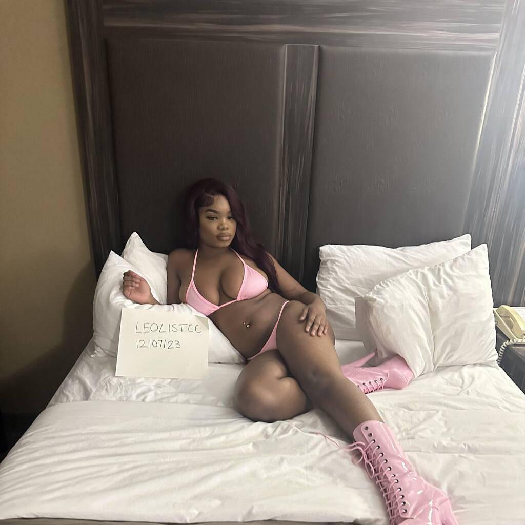 
                        Ariel
                     is Female Escorts. | Hamilton | Ontario | Canada | canadapleasure.com 