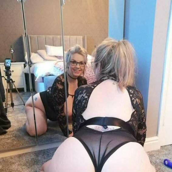 
                        Aline
                     is Female Escorts. | Edmonton | Alberta | Canada | canadapleasure.com 