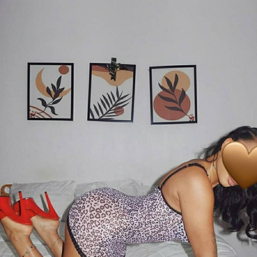 
                        Amanda
                     is Female Escorts. | Montreal | Quebec | Canada | canadapleasure.com 