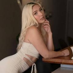 
                        Karina
                     is Female Escorts. | Barrie | Ontario | Canada | canadapleasure.com 