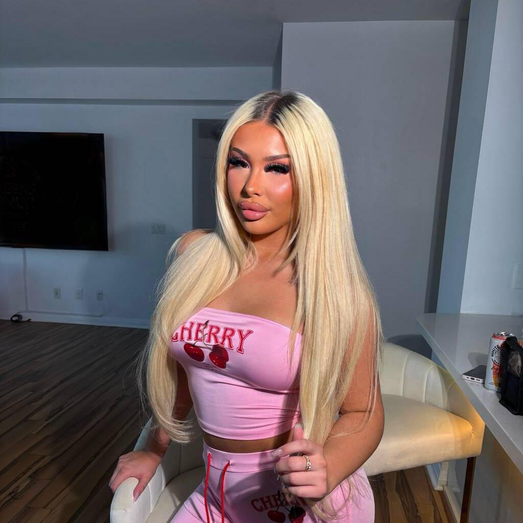 
                        Barbie Rose
                     is Female Escorts. | Toronto | Ontario | Canada | canadapleasure.com 