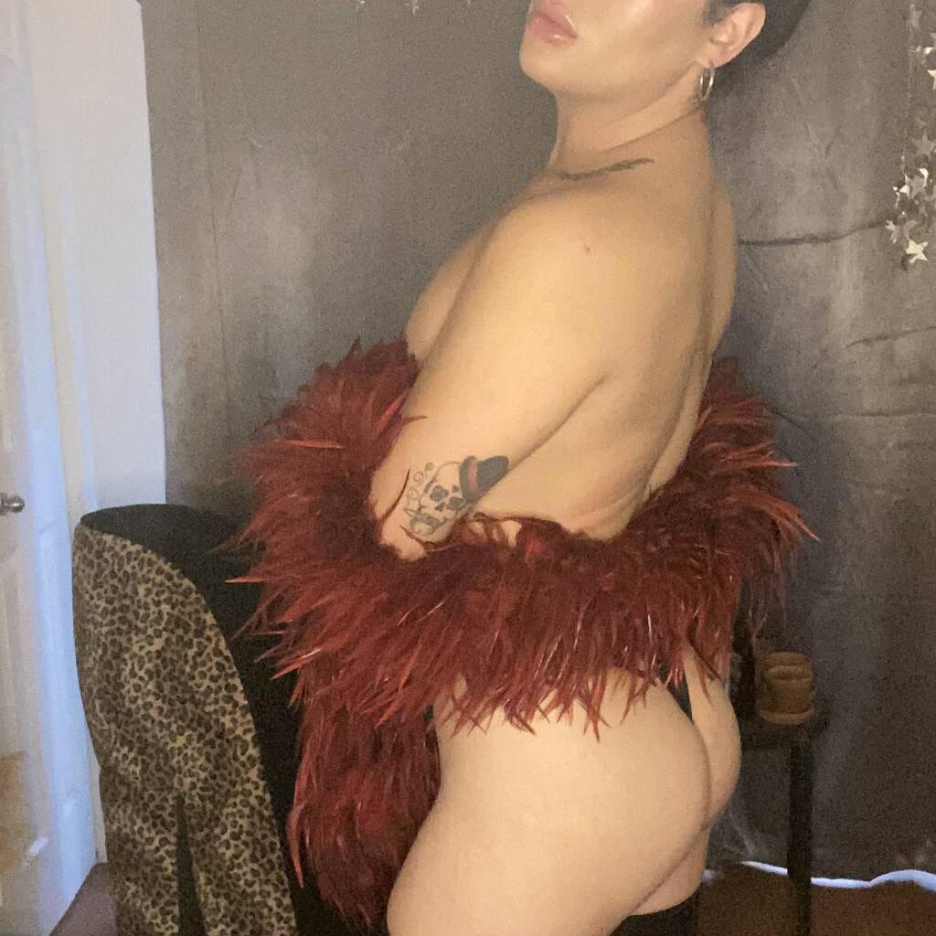 
                        Valentina Miranda
                     is Female Escorts. | Saguenay | Quebec | Canada | canadapleasure.com 