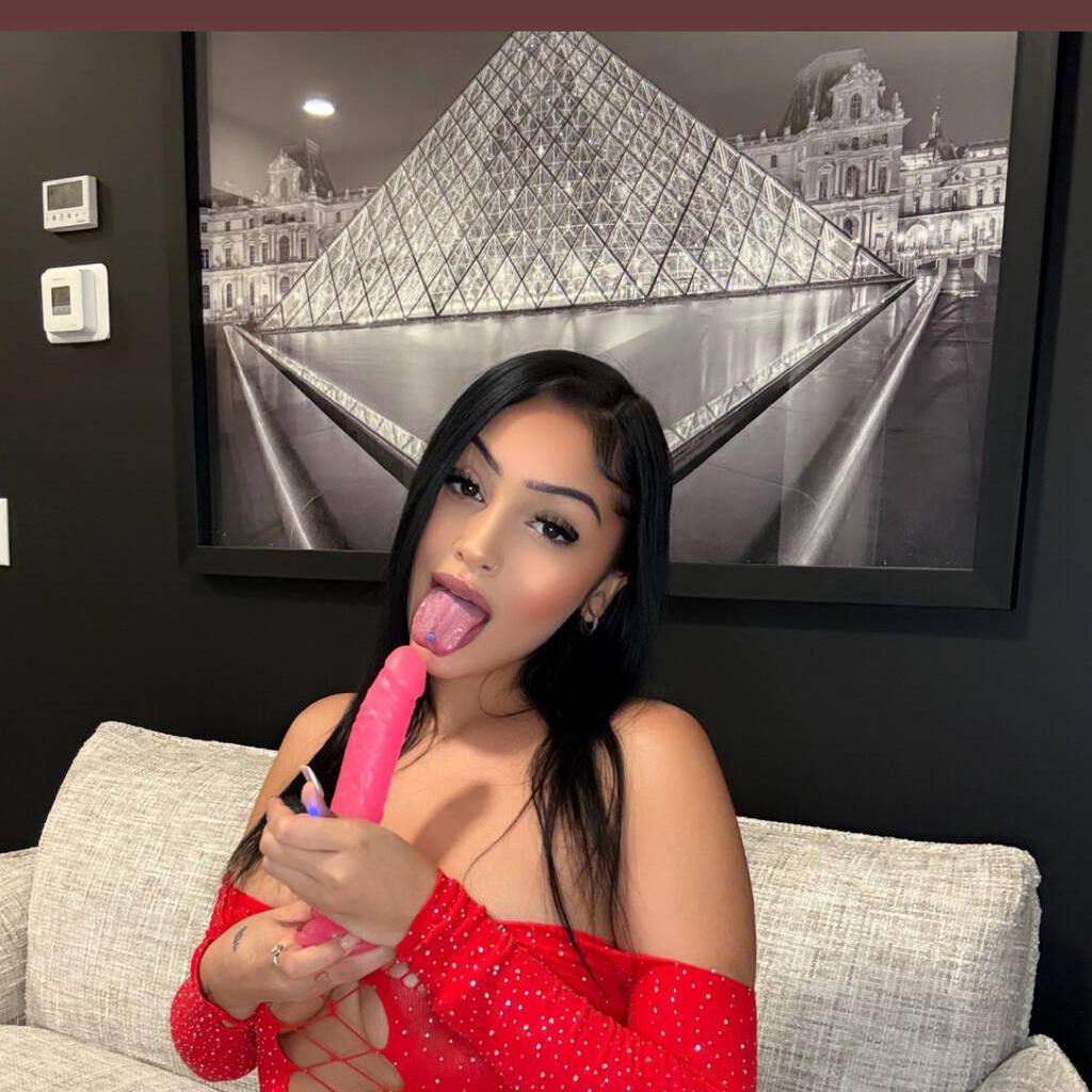 
                        Vv
                     is Female Escorts. | Vancouver | British Columbia | Canada | canadapleasure.com 