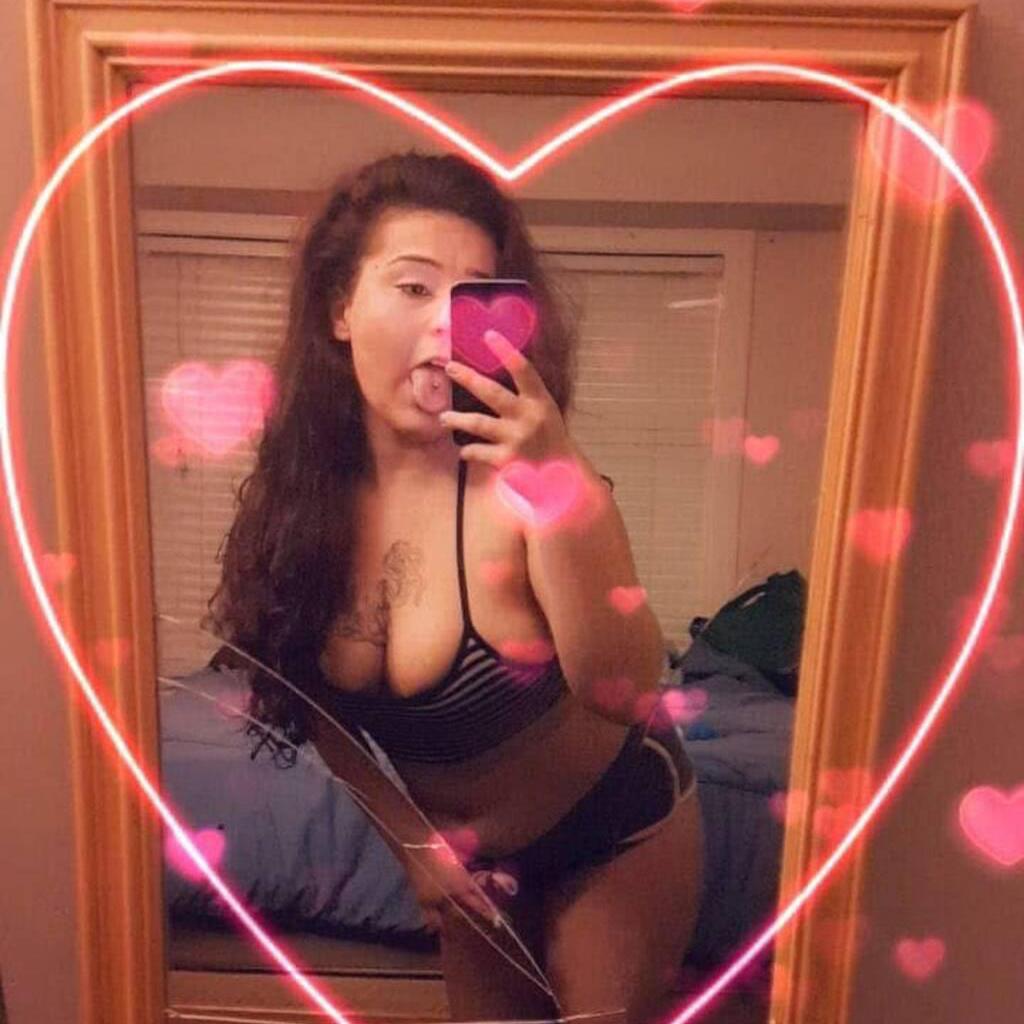 
                        Vicky
                     is Female Escorts. | Abbotsford | British Columbia | Canada | canadapleasure.com 