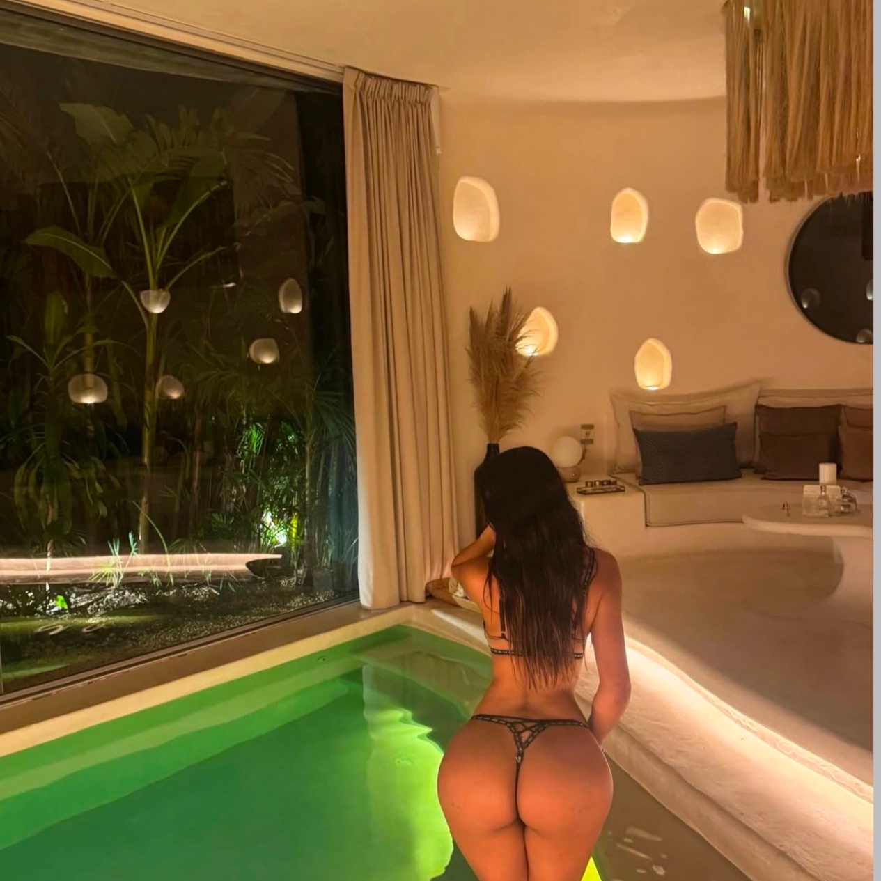 Cheri is Female Escorts. | Victoria | British Columbia | Canada | canadapleasure.com 