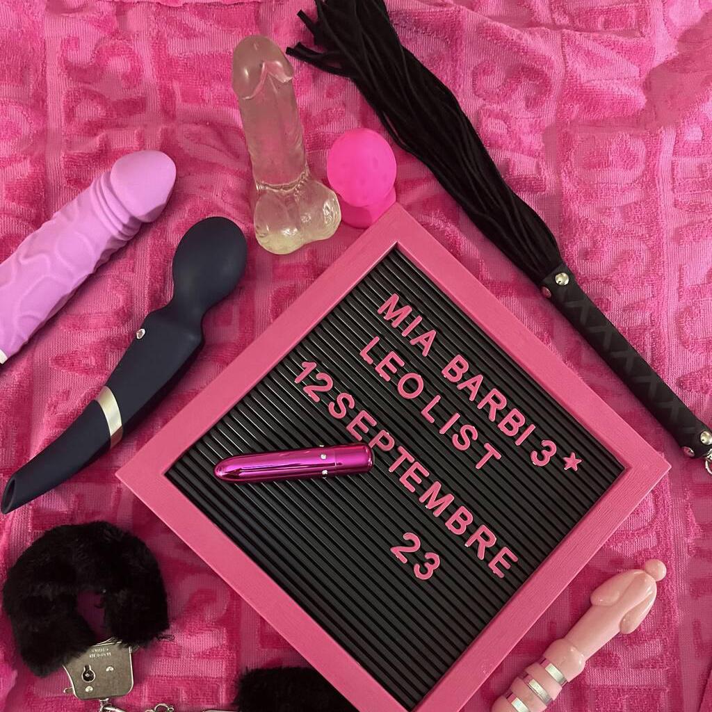 
                        Mia barbi3
                     is Female Escorts. | Vancouver | British Columbia | Canada | canadapleasure.com 