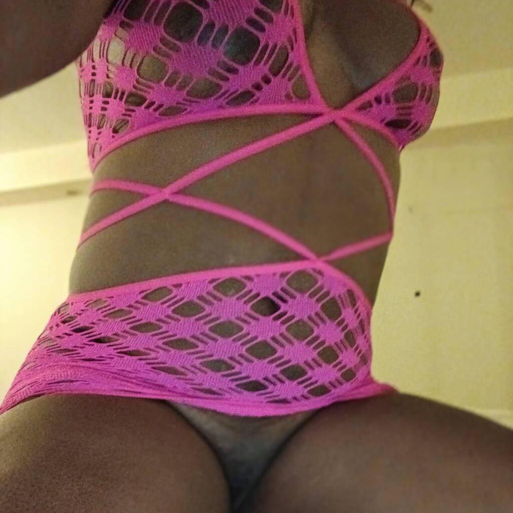 
                        Haven
                     is Female Escorts. | Red Deer | Alberta | Canada | canadapleasure.com 