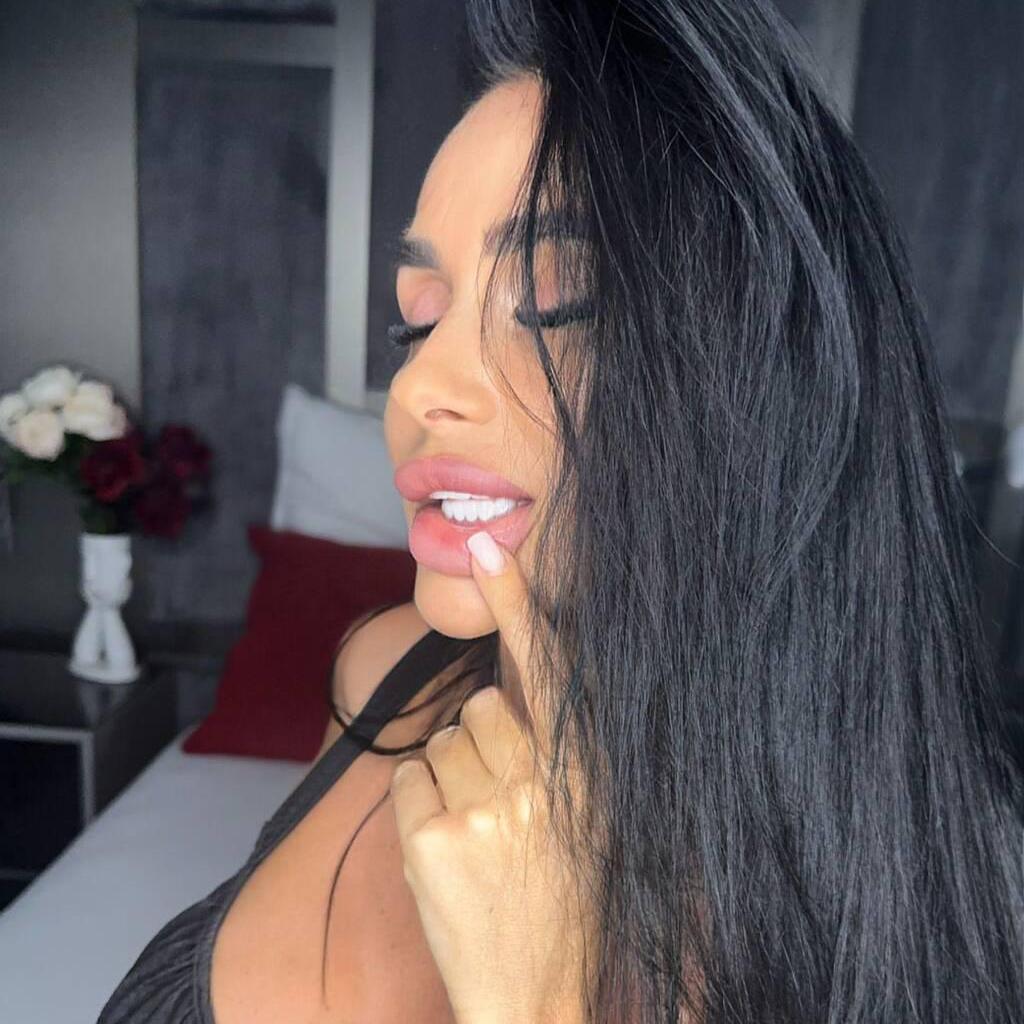 
                        Rebecca
                     is Female Escorts. | Vancouver | British Columbia | Canada | canadapleasure.com 