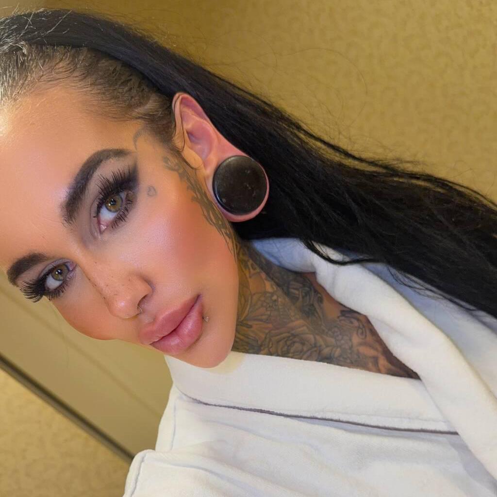 
                        Blake addison
                     is Female Escorts. | Grande Prairie | Alberta | Canada | canadapleasure.com 