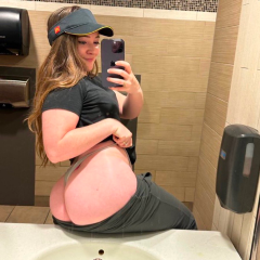 Brittney Joyce is Female Escorts. | Calgary | Alberta | Canada | canadapleasure.com 