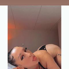 
                        Sarah
                     is Female Escorts. | Montreal | Quebec | Canada | canadapleasure.com 