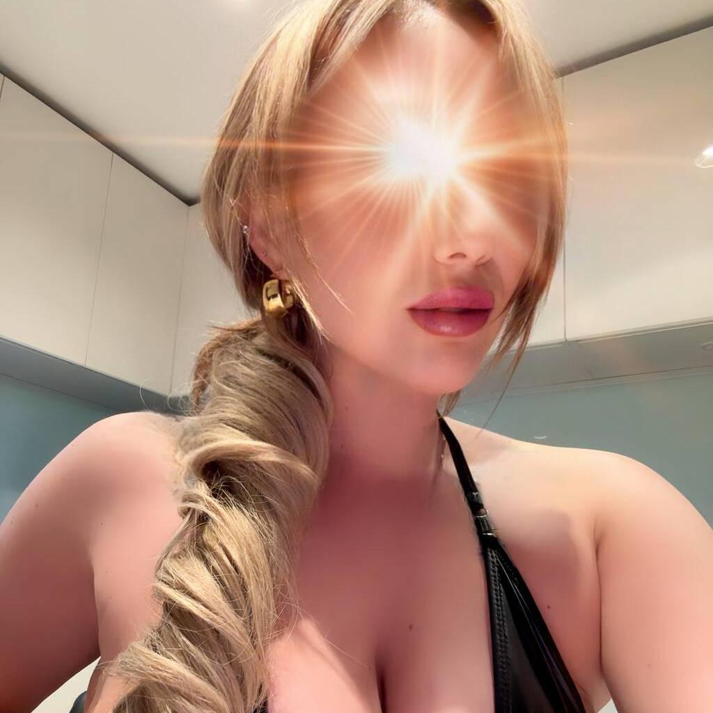 
                        Aliice
                     is Female Escorts. | Montreal | Quebec | Canada | canadapleasure.com 