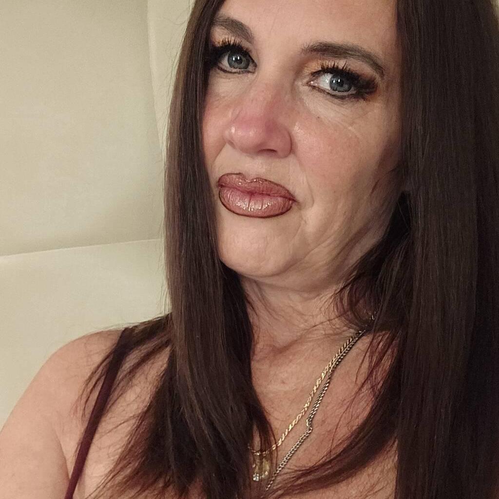 
                        Cougarnikki
                     is Female Escorts. | Nanaimo | British Columbia | Canada | canadapleasure.com 