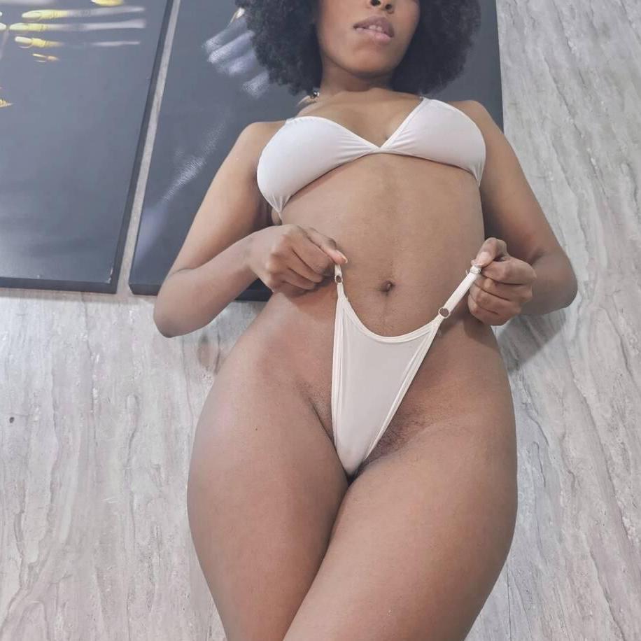 
                        Melanie
                     is Female Escorts. | Quebec City | Quebec | Canada | canadapleasure.com 