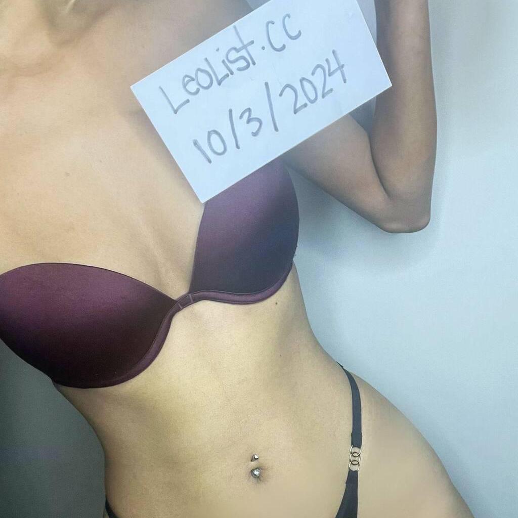 
                        Serena
                     is Female Escorts. | Barrie | Ontario | Canada | canadapleasure.com 