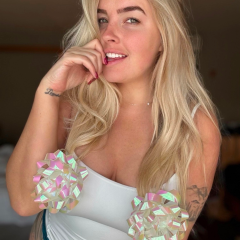 Mayra is Female Escorts. | Roblin | Manitoba | Canada | canadapleasure.com 