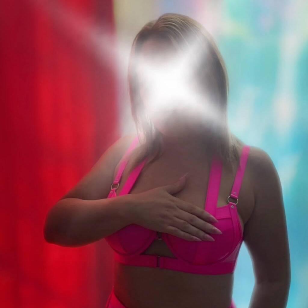 
                        Serena ca$h
                     is Female Escorts. | Brandon | Manitoba | Canada | canadapleasure.com 