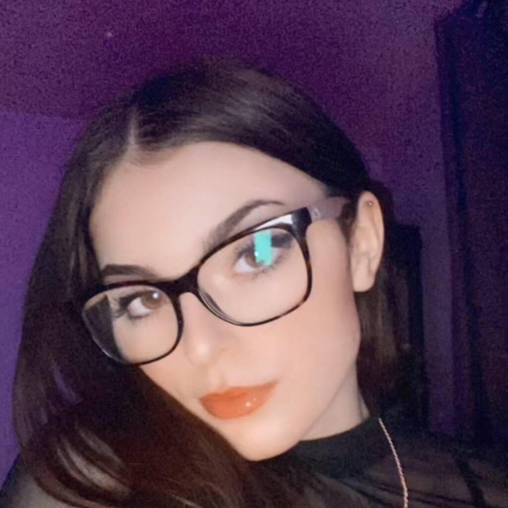 
                        Angel
                     is Female Escorts. | Toronto | Ontario | Canada | canadapleasure.com 