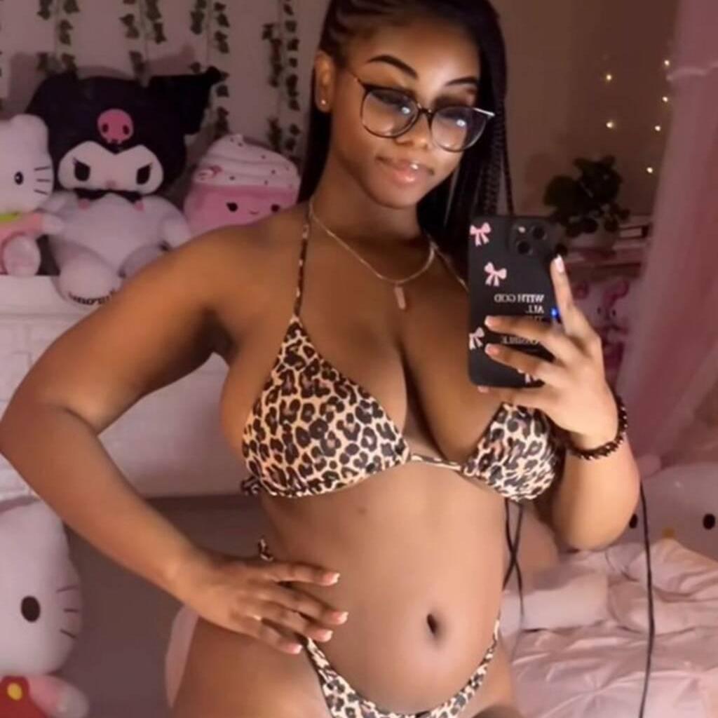 
                        Faith
                     is Female Escorts. | Sherbrooke | Quebec | Canada | canadapleasure.com 