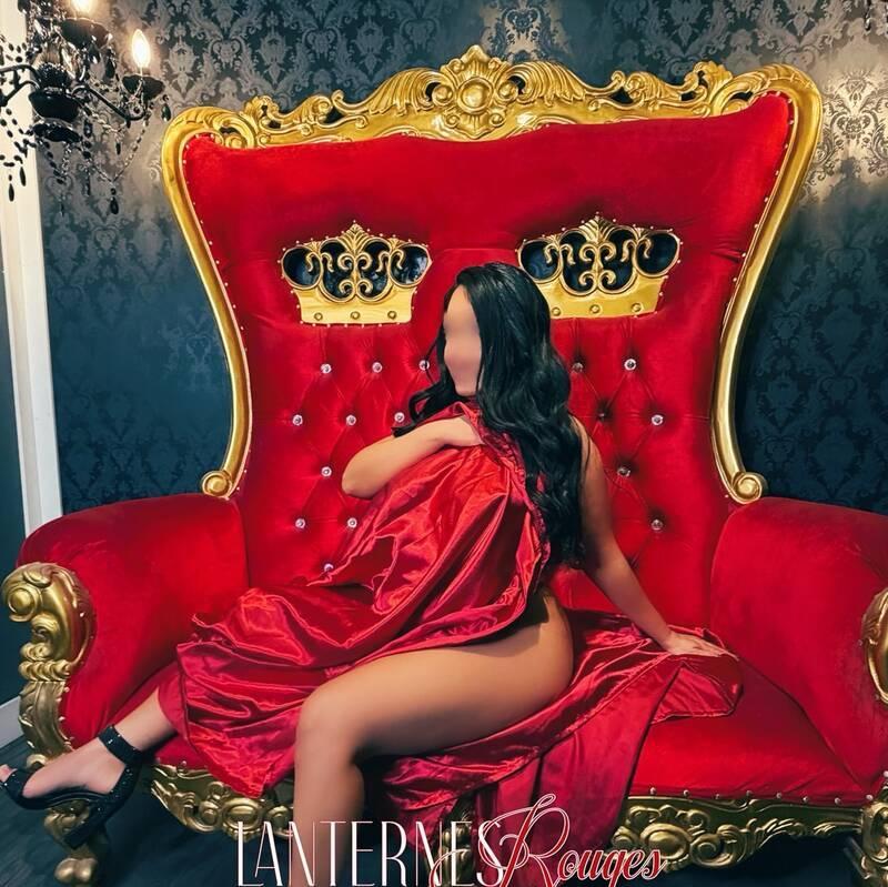 
                        Salon Lanternes Rouges
                     is Female Escorts. | Quebec City | Quebec | Canada | canadapleasure.com 