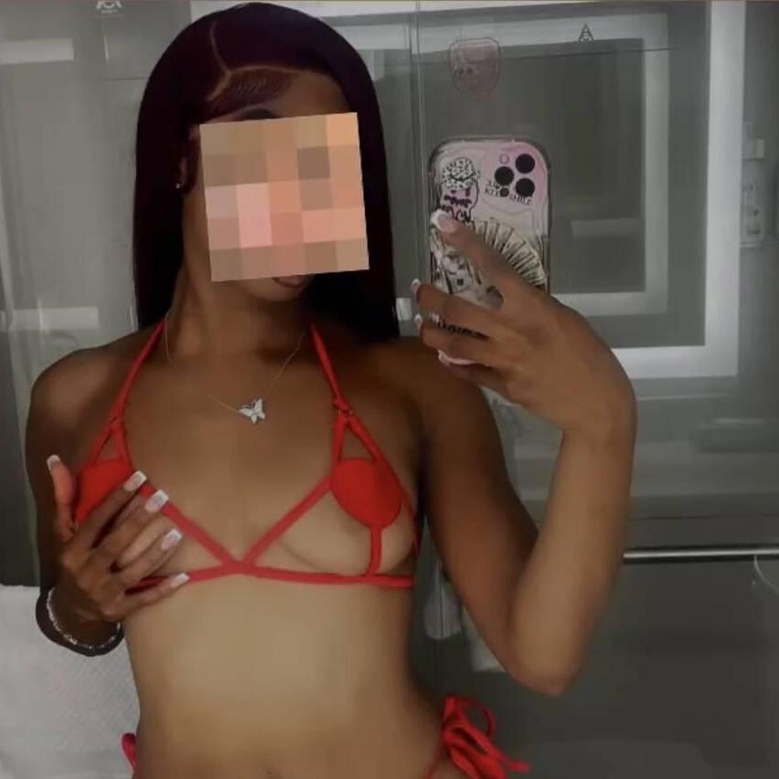 
                        Demi
                     is Female Escorts. | Abbotsford | British Columbia | Canada | canadapleasure.com 