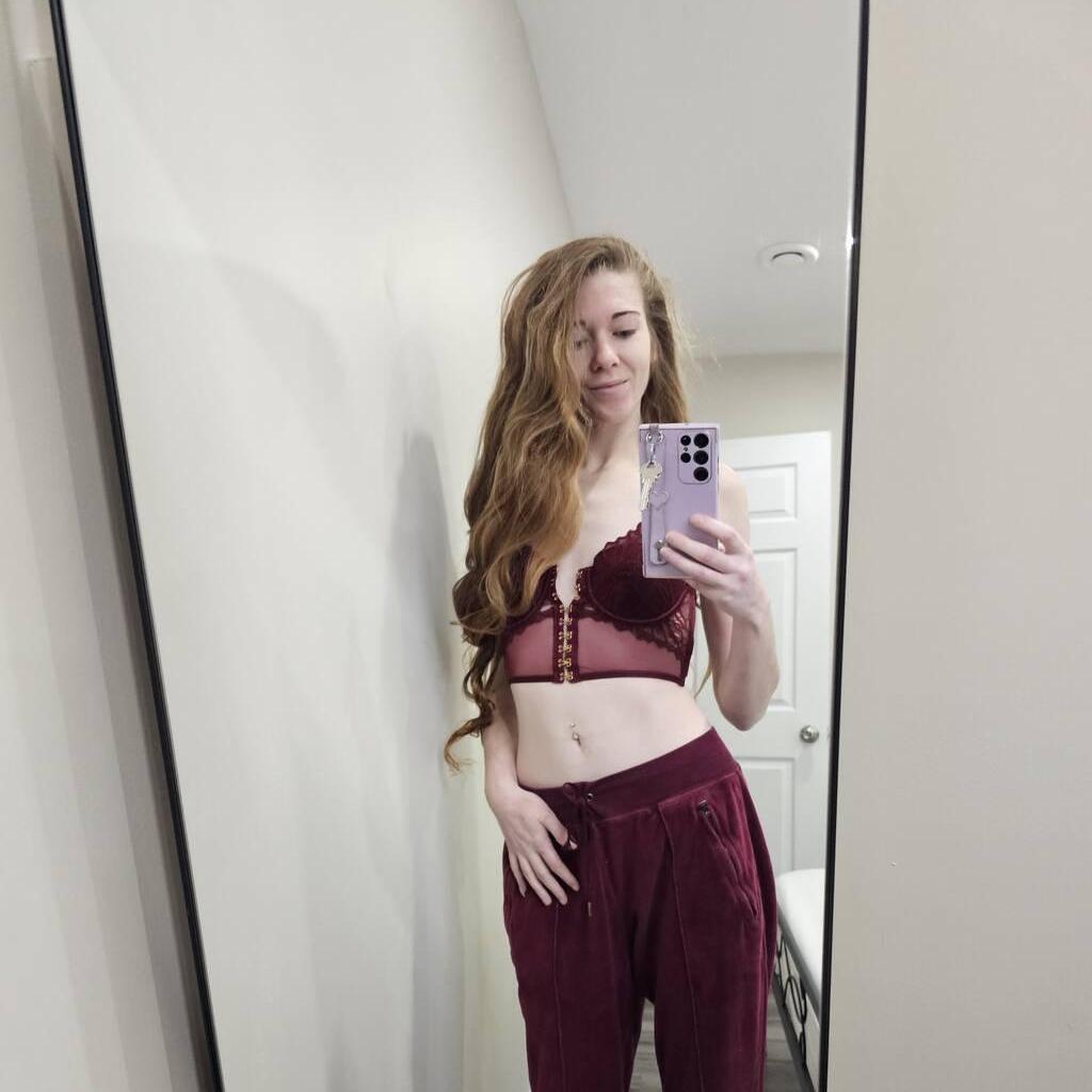 
                        Hannah
                     is Female Escorts. | Moncton | New Brunswick | Canada | canadapleasure.com 