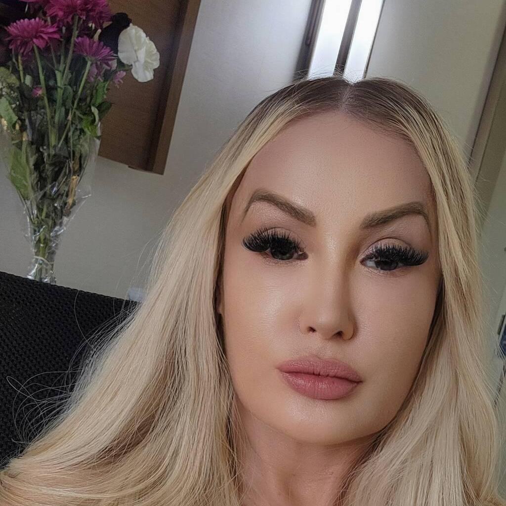 
                        Kelly Perfection
                     is Female Escorts. | Toronto | Ontario | Canada | canadapleasure.com 