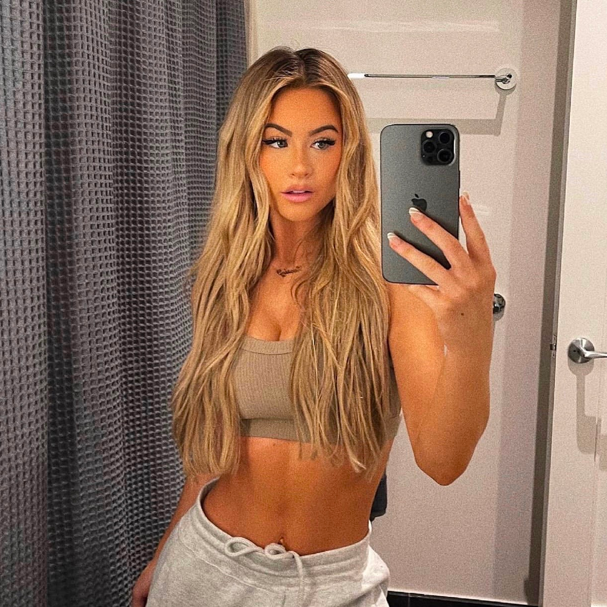 Darlene is Female Escorts. | Ft Mcmurray | Alberta | Canada | canadapleasure.com 