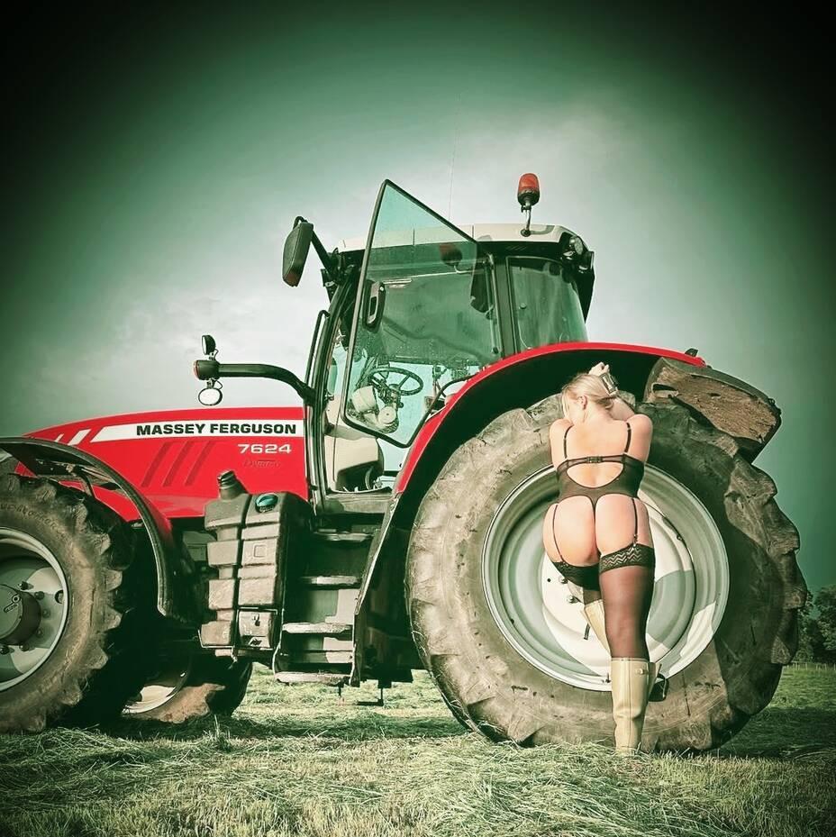 
                        Charlotte Starr
                     is Female Escorts. | Red Deer | Alberta | Canada | canadapleasure.com 