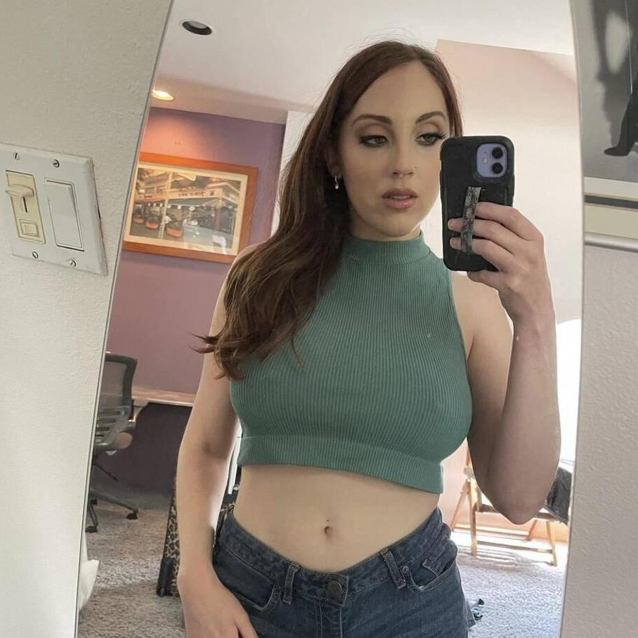 
                        Bessie
                     is Female Escorts. | Sudbury | Ontario | Canada | canadapleasure.com 