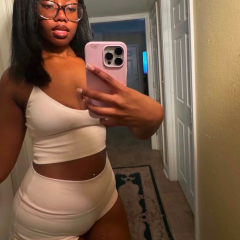 Amanda is Female Escorts. | Montreal | Quebec | Canada | canadapleasure.com 