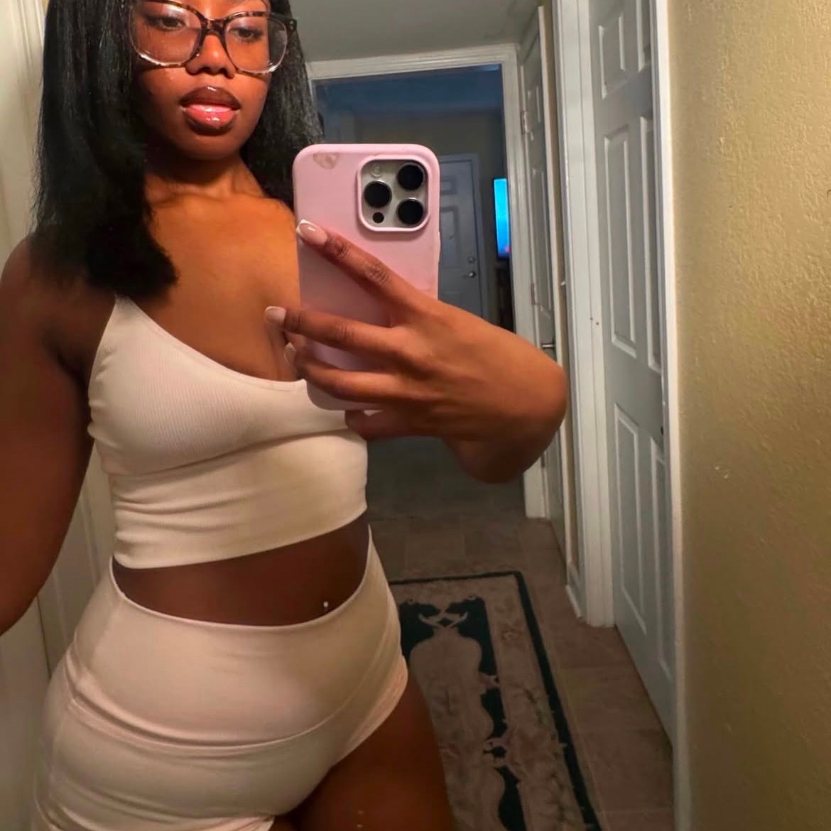 Amanda is Female Escorts. | Montreal | Quebec | Canada | canadapleasure.com 