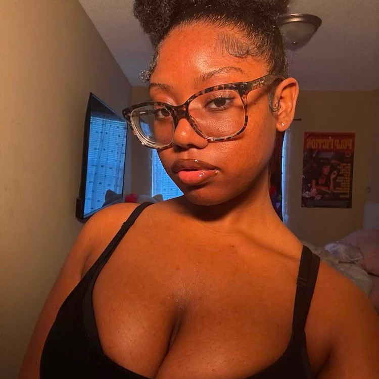 Amanda Elena is Female Escorts. | Brampton | Ontario | Canada | canadapleasure.com 