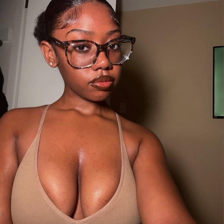 Amanda Elena is Female Escorts. | Brampton | Ontario | Canada | canadapleasure.com 