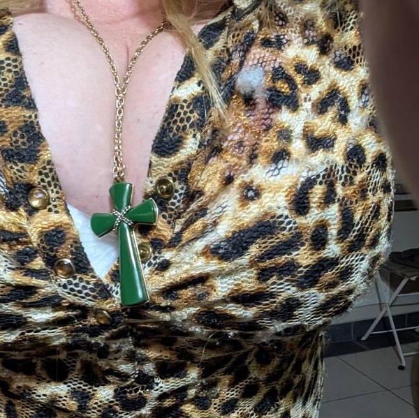 
                        Chrissy
                     is Female Escorts. | Edmonton | Alberta | Canada | canadapleasure.com 