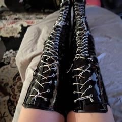 
                        Chrissy
                     is Female Escorts. | Edmonton | Alberta | Canada | canadapleasure.com 